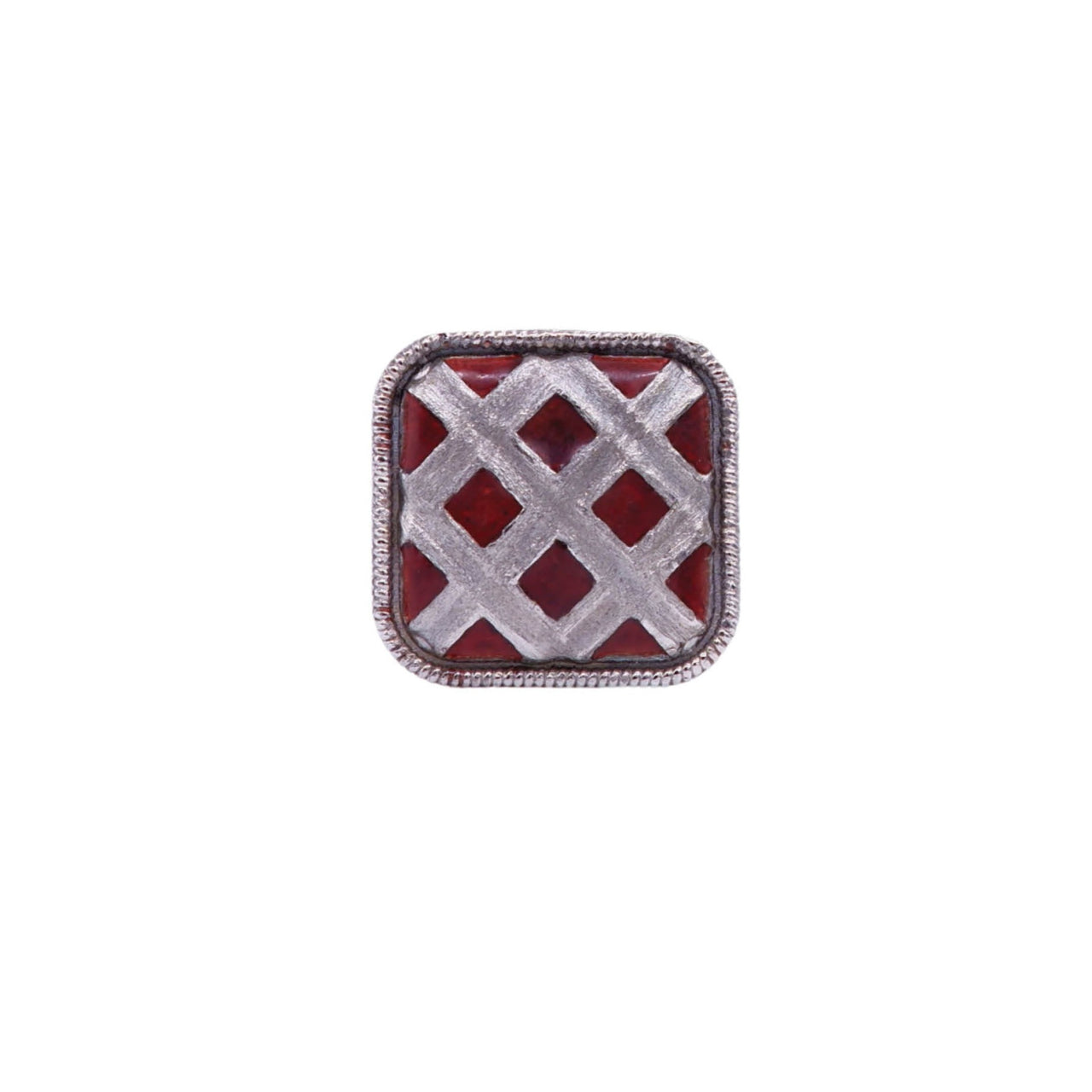 Criss cross pattern ring silver and red