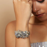 Thumbnail for DORO - Silver Plated Metallic Bracelet With Stones And Pearls - Meraki Lifestyle Store