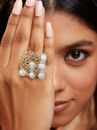 Thumbnail for Elegant pearl ring