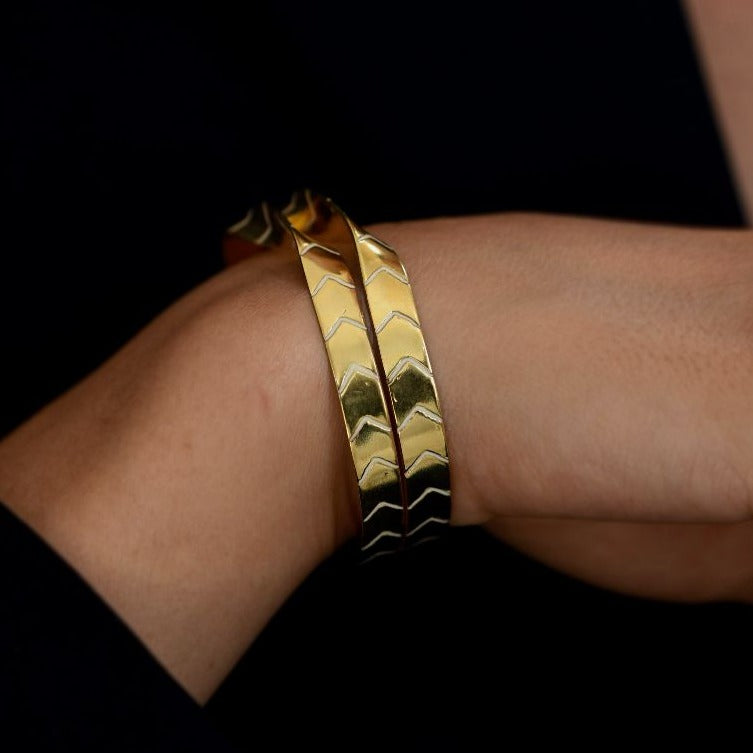 Gold Plated double twisted bracelet 